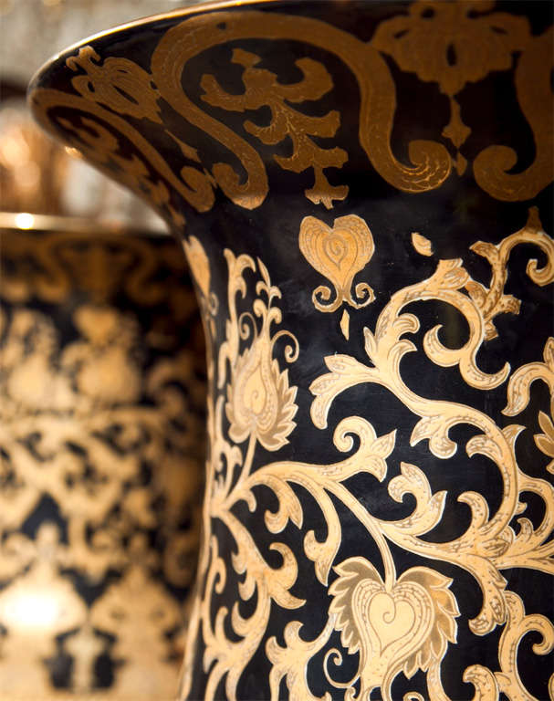 Incredible Pair Of Chinese Floor Vases 1