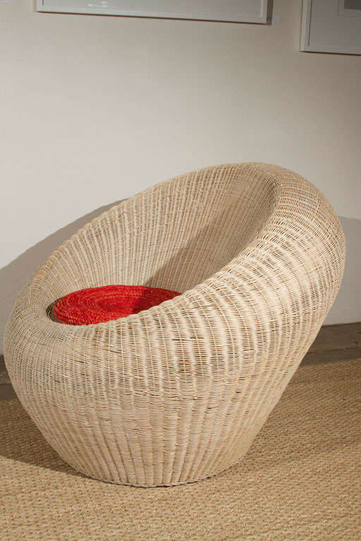 Palla Chair by Giovanni Travasa (off white) 2