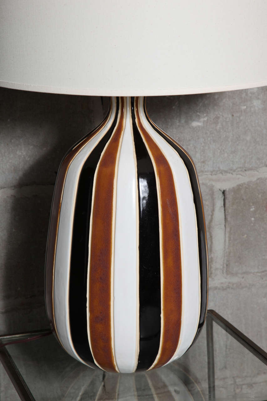 Mid-20th Century Pair of Striped Ceramic Table Lamps For Sale