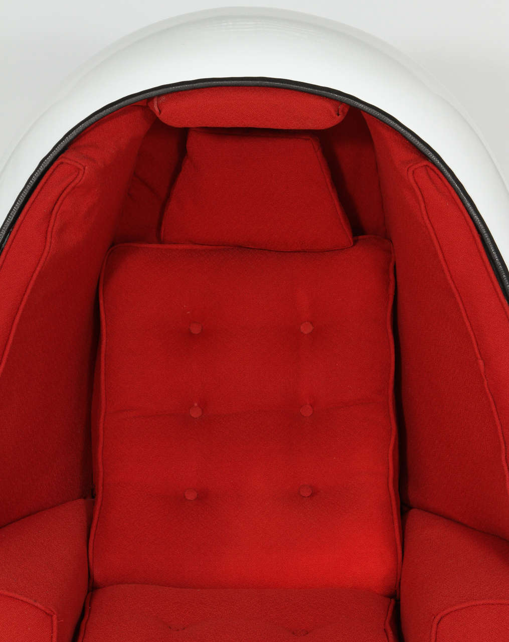 egg chair with speakers vintage