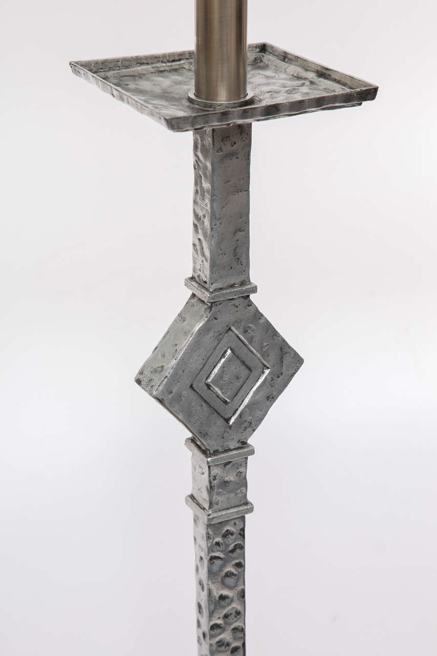 Floor Lamp American Modernist Aluminum 1930's In Good Condition For Sale In New York, NY
