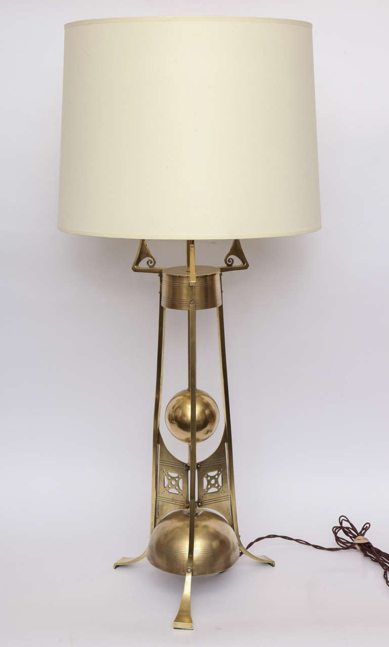 Table Lamp Jugendstil  brass Denmark 1900's (Dänisch) im Angebot