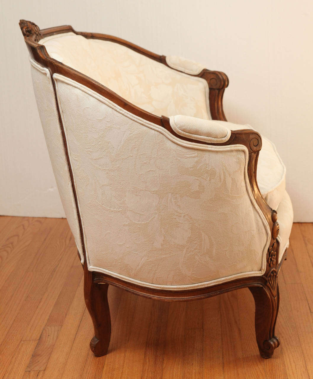 19th Century French Settee For Sale 2