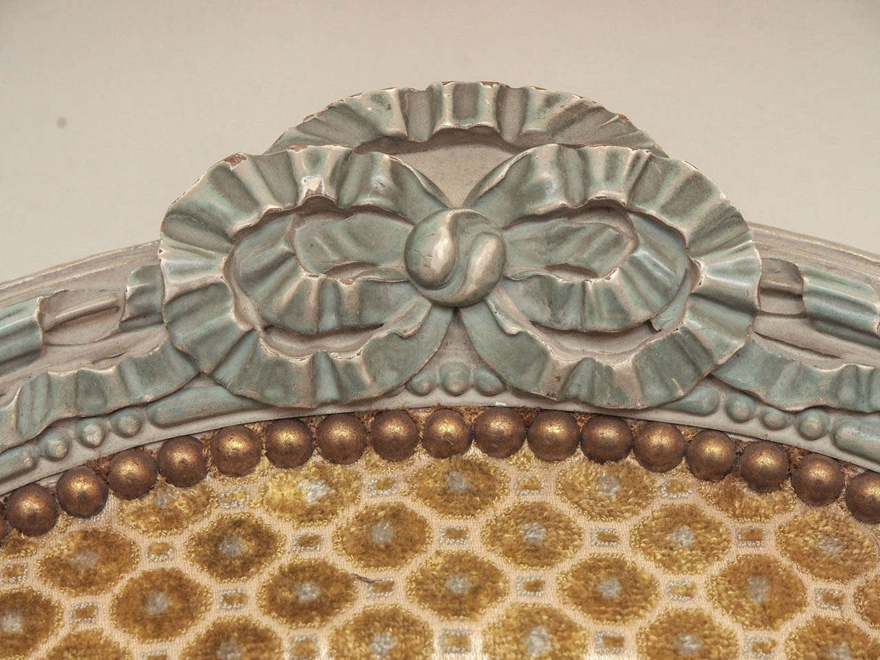 Paar ovale Sessel mit bemalter Rückenlehne im Beaux-Arts-Stil (19. Jahrhundert)