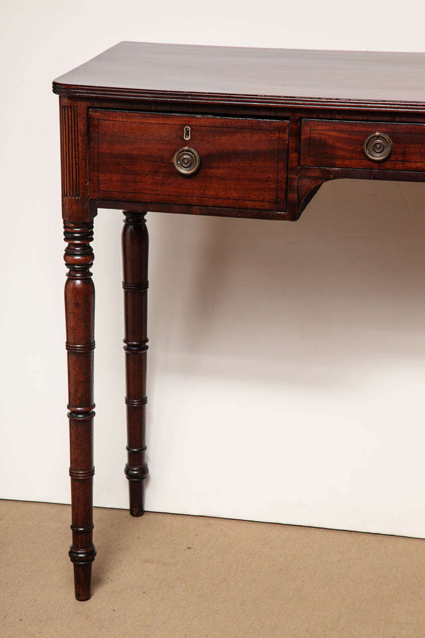 19th Century English, Mahogany Console In Excellent Condition In New York, NY