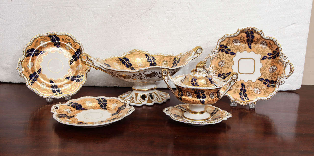 Early 19th Century English Dessert Service In Good Condition For Sale In New York, NY