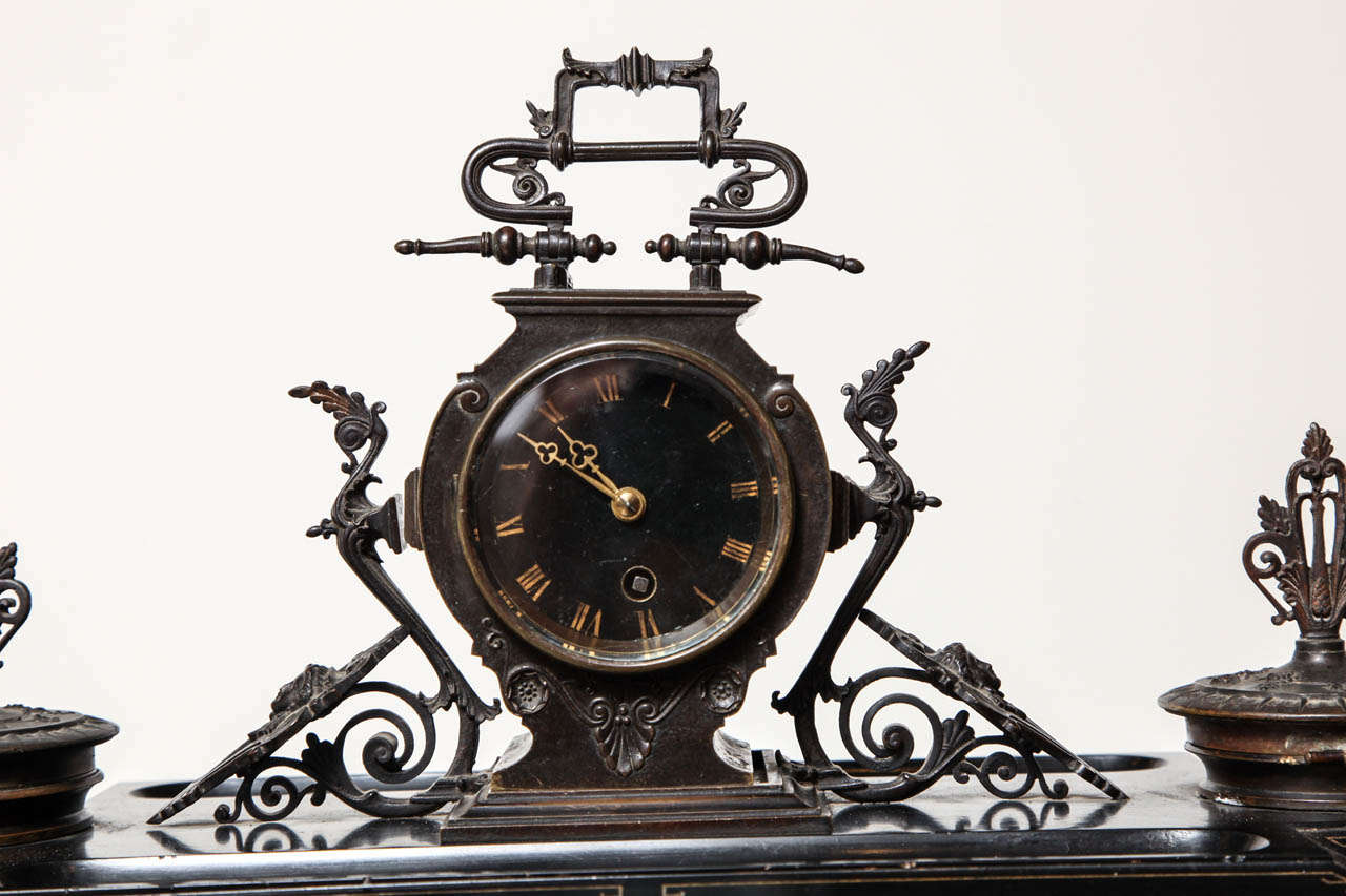 19th Century Napoleon III, Bronze and Marble Clock, Desk Accessory In Good Condition For Sale In New York, NY