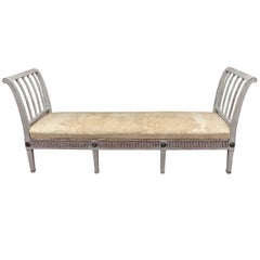 Early 20th Century Gustavian Style Painted Daybed