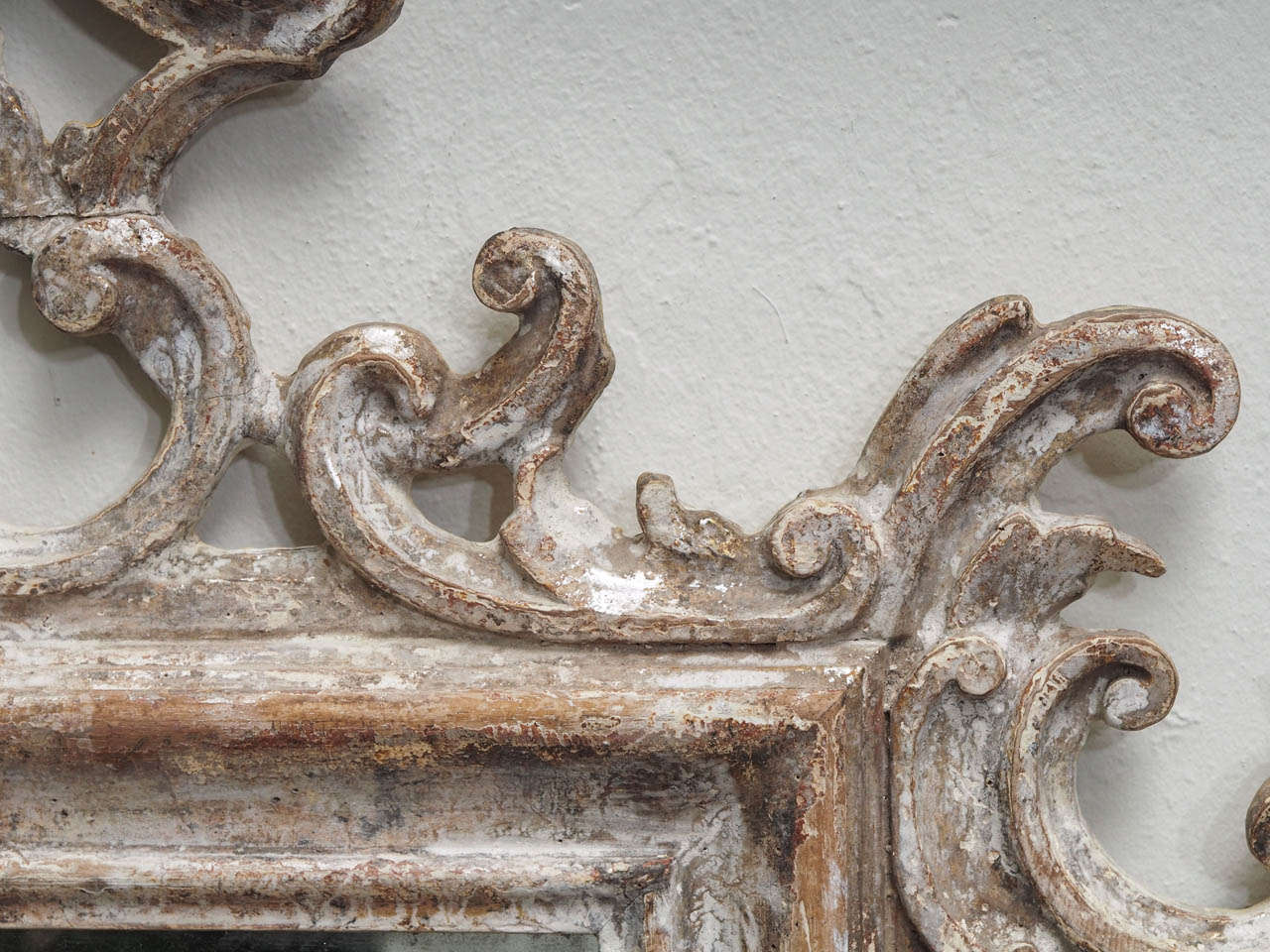Sicilian Silver Leaf Mirror In Excellent Condition In New Orleans, LA