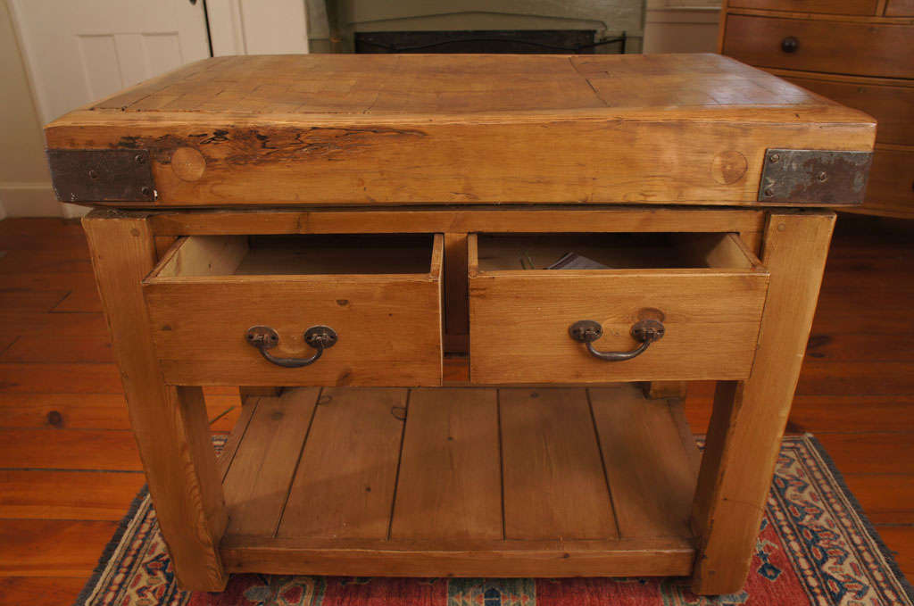 Original Butcher Block Center Island In Excellent Condition In Sheffield, MA