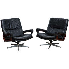 Pair of "King, " Swivel Lounge Chairs by Andre Vandenbeuck 