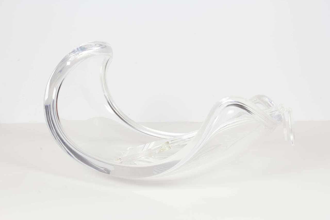 Mid-Century Modern Fantastic and Large Ritts Co. Lucite Freeform Centerpiece Bowl