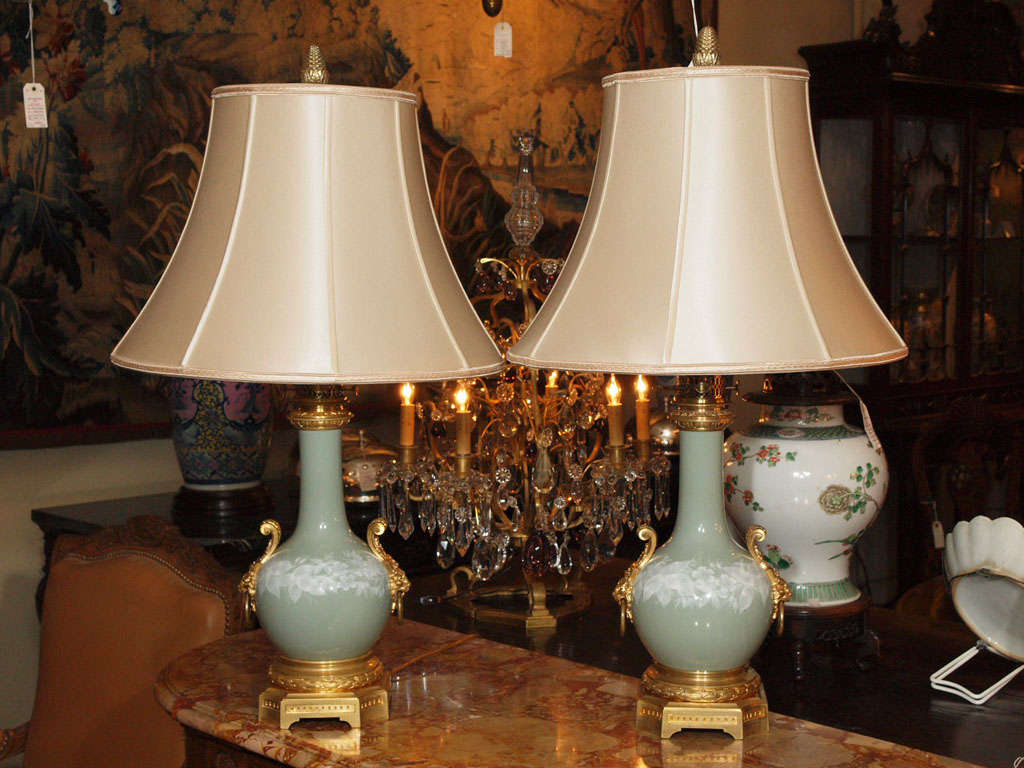Pair Antique French Lamps In Excellent Condition In New Orleans, LA