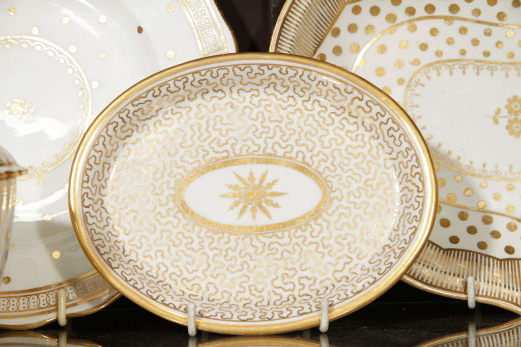 A Collection of White & Gilt 18th and Early 19th Century Porcelains In Excellent Condition In Katonah, NY