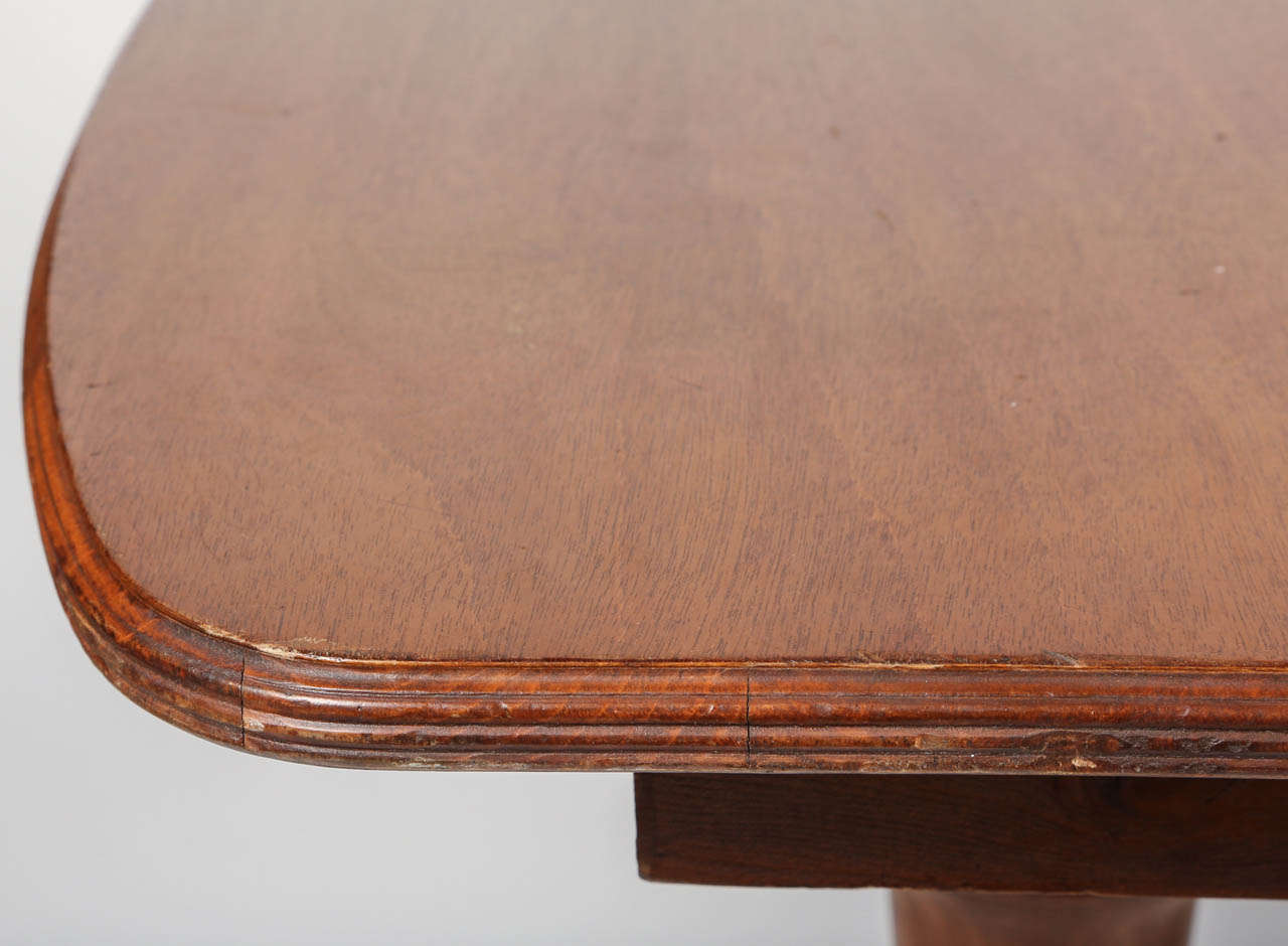 Table à manger en acajou de style Duncan Phyfe Bon état - En vente à Los Angeles, CA