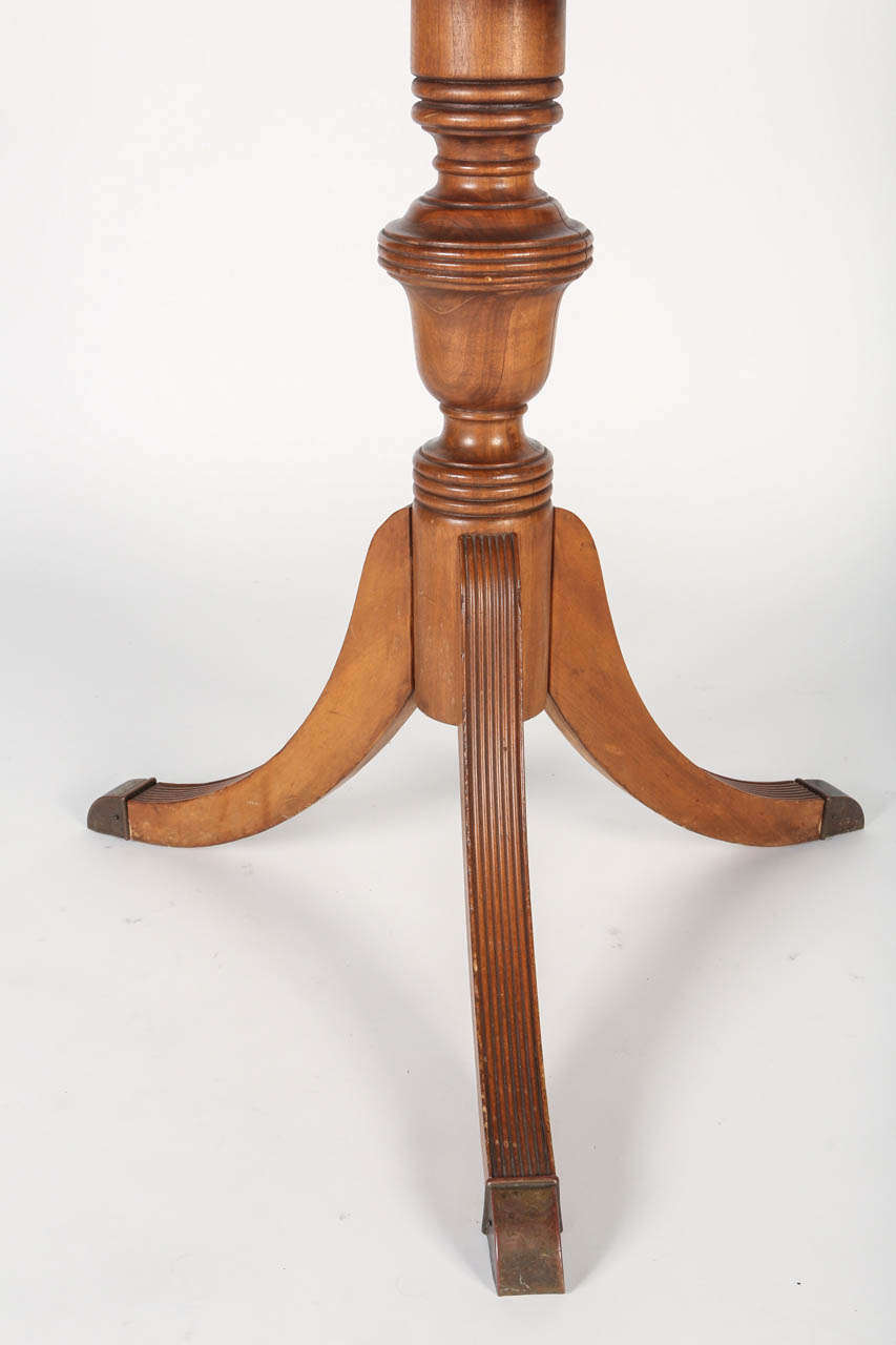 Table à manger en acajou de style Duncan Phyfe en vente 2