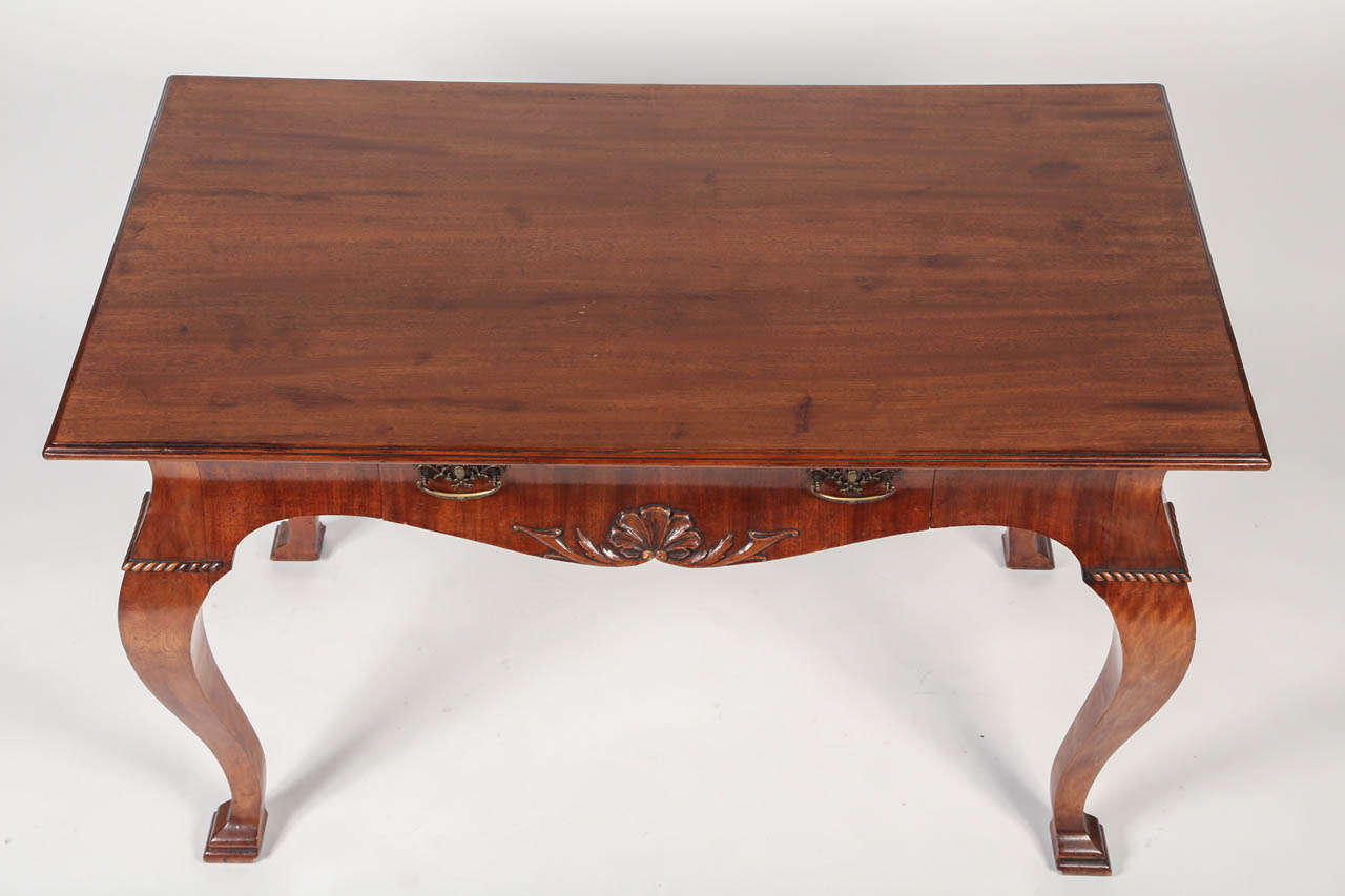 George II Style Mahogany Desk For Sale 4