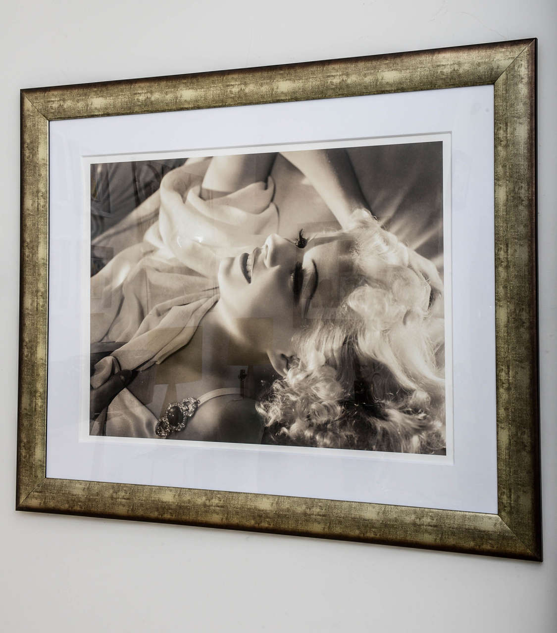 Framed archival pigment print (AP 2/5) of Jean Harlow (1932) by George Hurrell. Produced under the authority of the Hurrell Estate collection, LLC this print is part of a limited edition series of no more than 50 prints and five artist proofs.