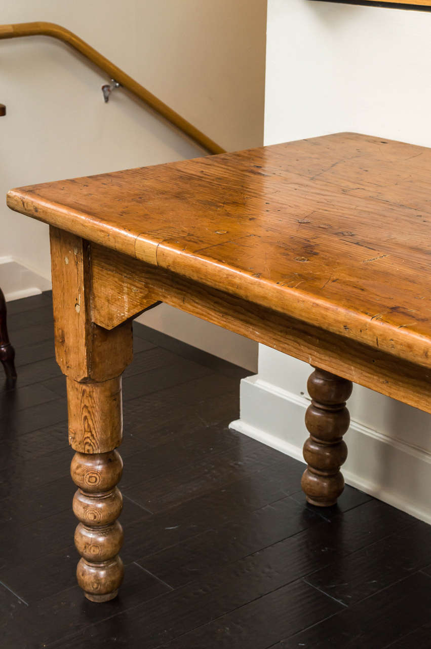 Large-Scale Pine Farm Table, English, circa 1860 For Sale 2