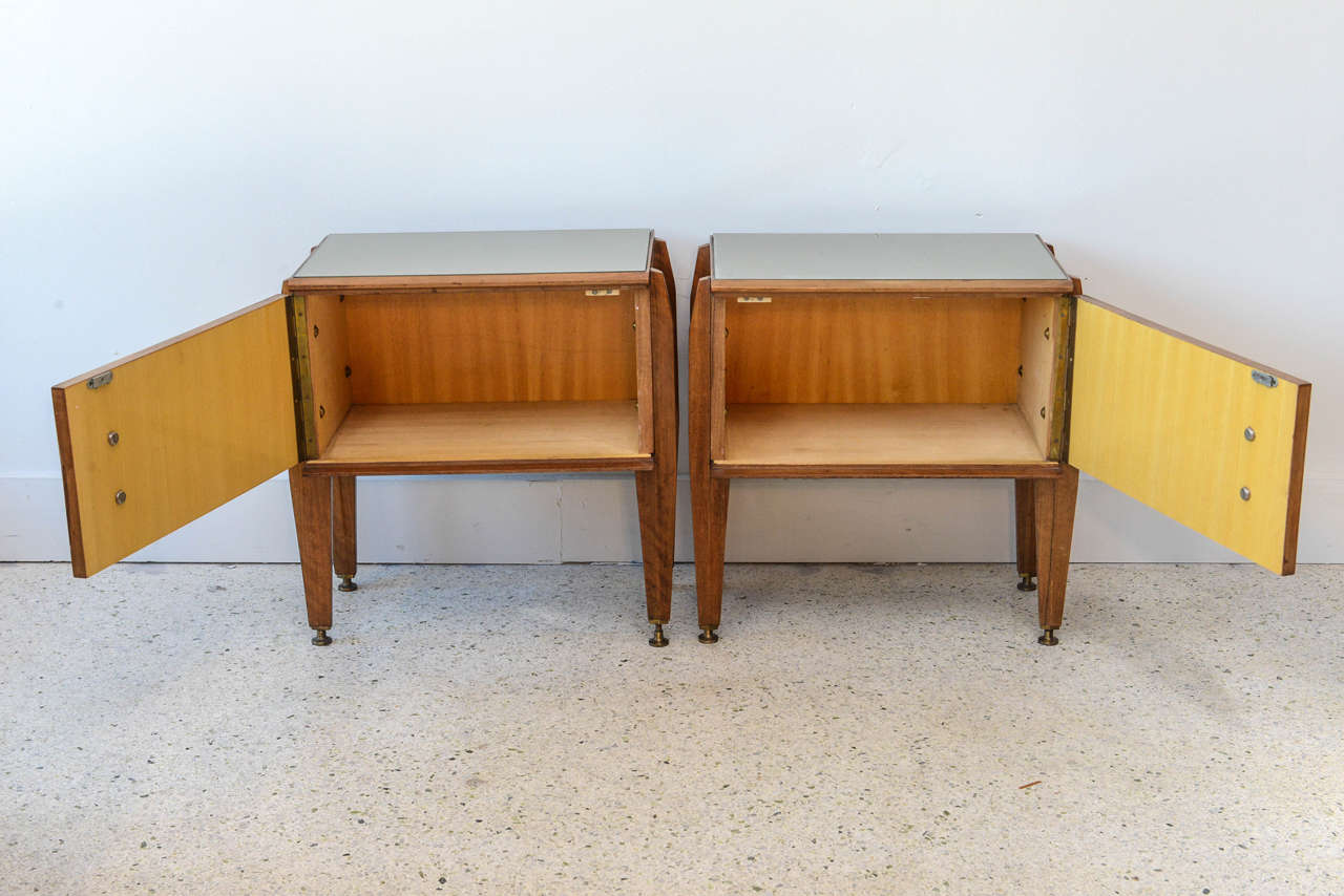Pair of Italian Modern Inlaid Mixed Wood and Bronze Night Tables, Dassi In Excellent Condition For Sale In Hollywood, FL