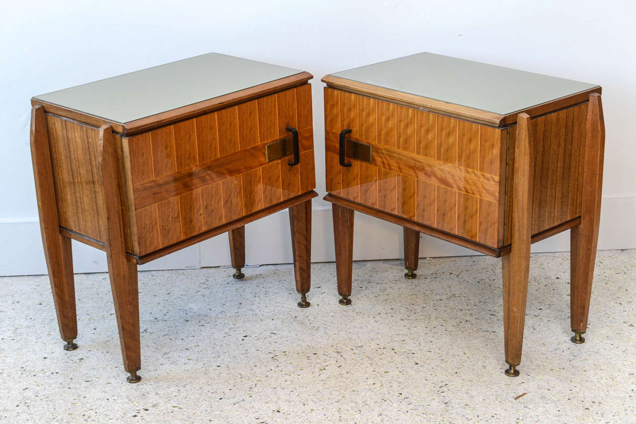 Pair of Italian Modern Inlaid Mixed Wood and Bronze Night Tables, Dassi For Sale 1