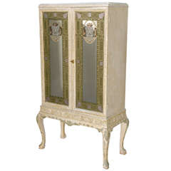 Painted Cabinet with Eglomise Doors 8