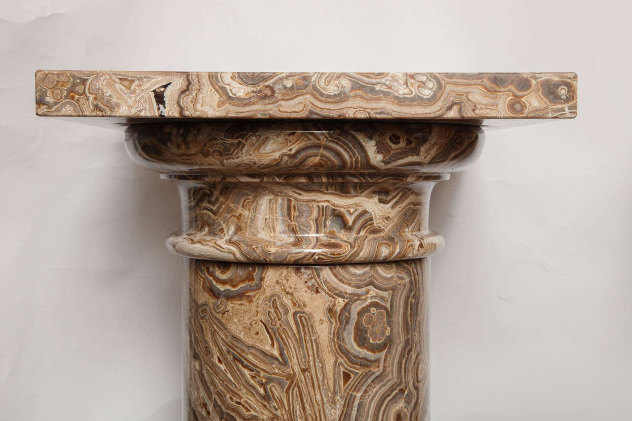 A Pair of Round Agate Pedestals 1