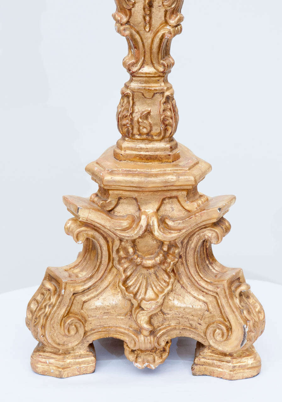 19th Century Italian Carved Gilt Wood Candlesticks For Sale 1