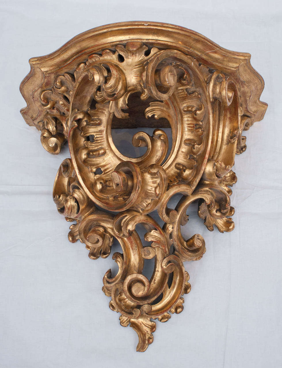 Rococo Pair of Large Baroque Period Wall Brackets For Sale