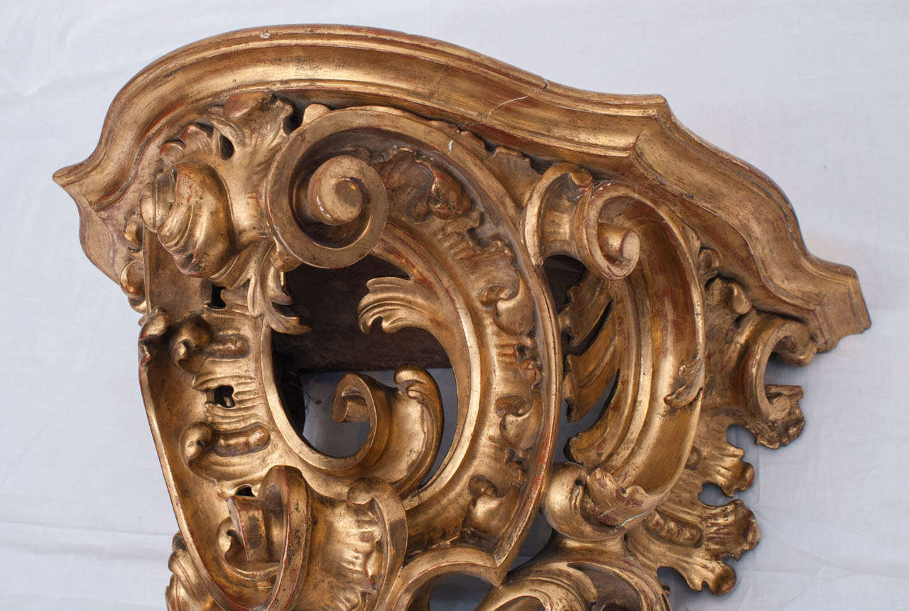 Gilt Pair of Large Baroque Period Wall Brackets For Sale