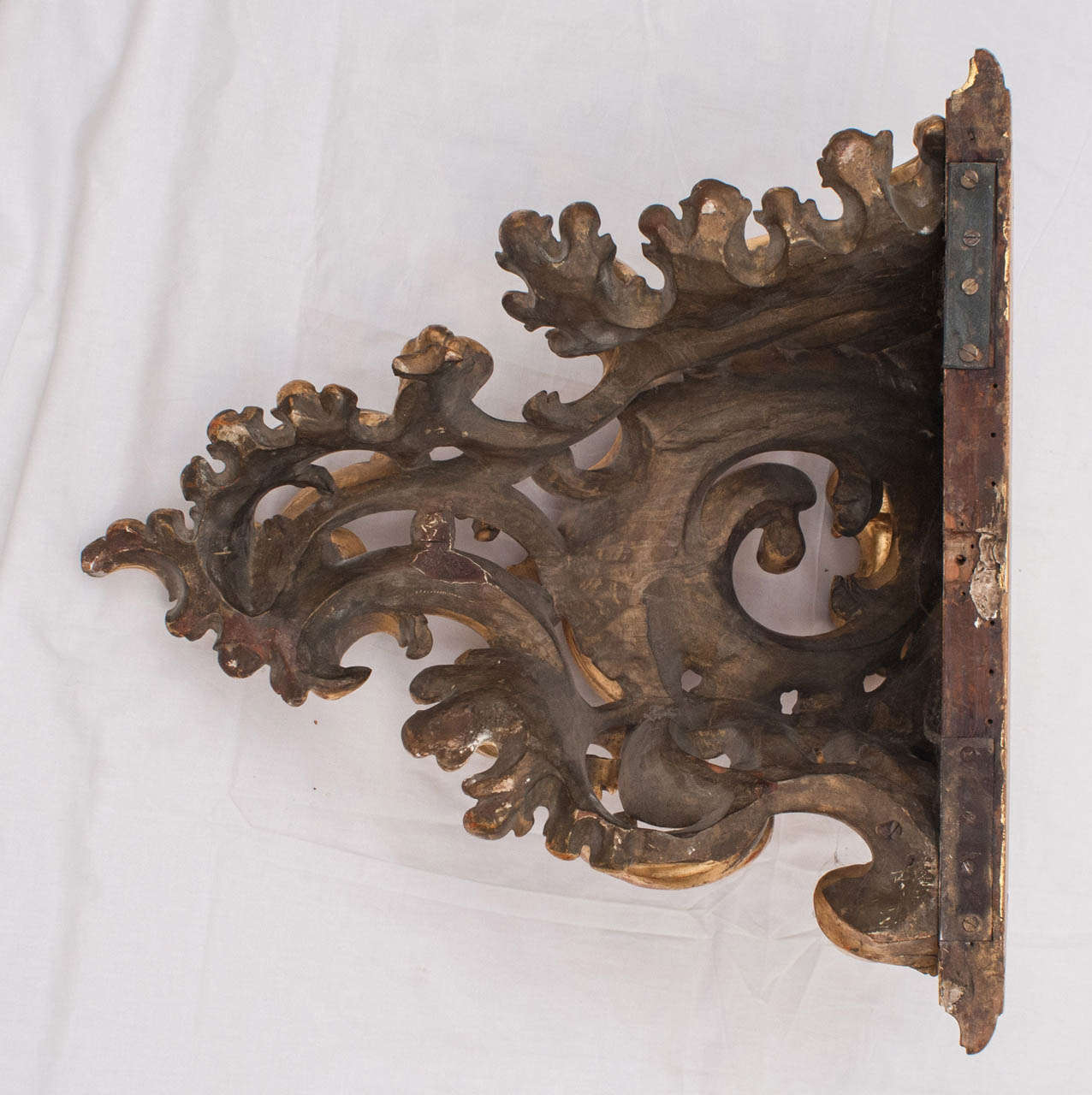 Wood Pair of Large Baroque Period Wall Brackets For Sale