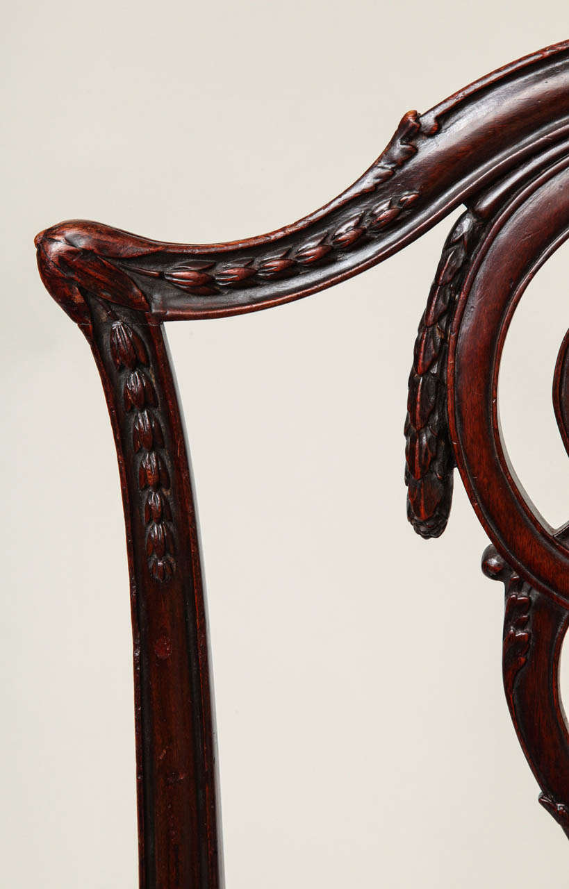 Set of Six English Neoclassical Dining Chairs In Good Condition For Sale In Greenwich, CT