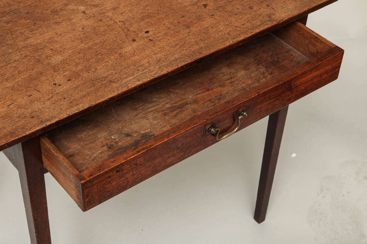 18th Century and Earlier Fine George III Mahogany Side Table