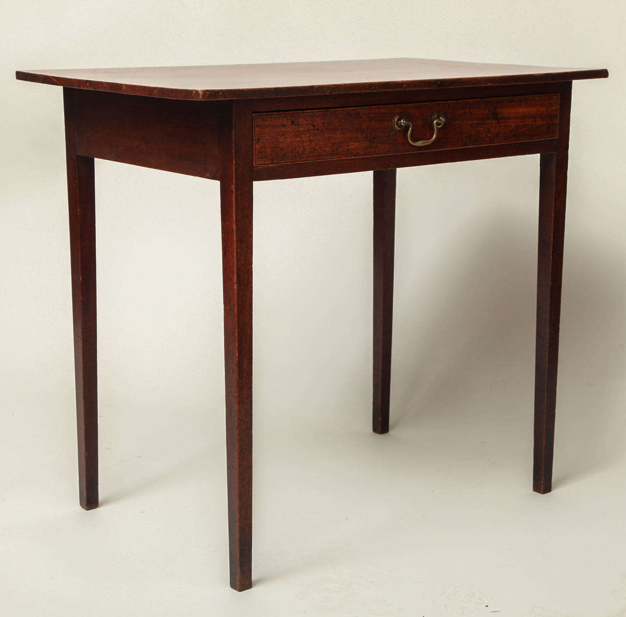 Fine III Mahogany Side Table at 1stdibs