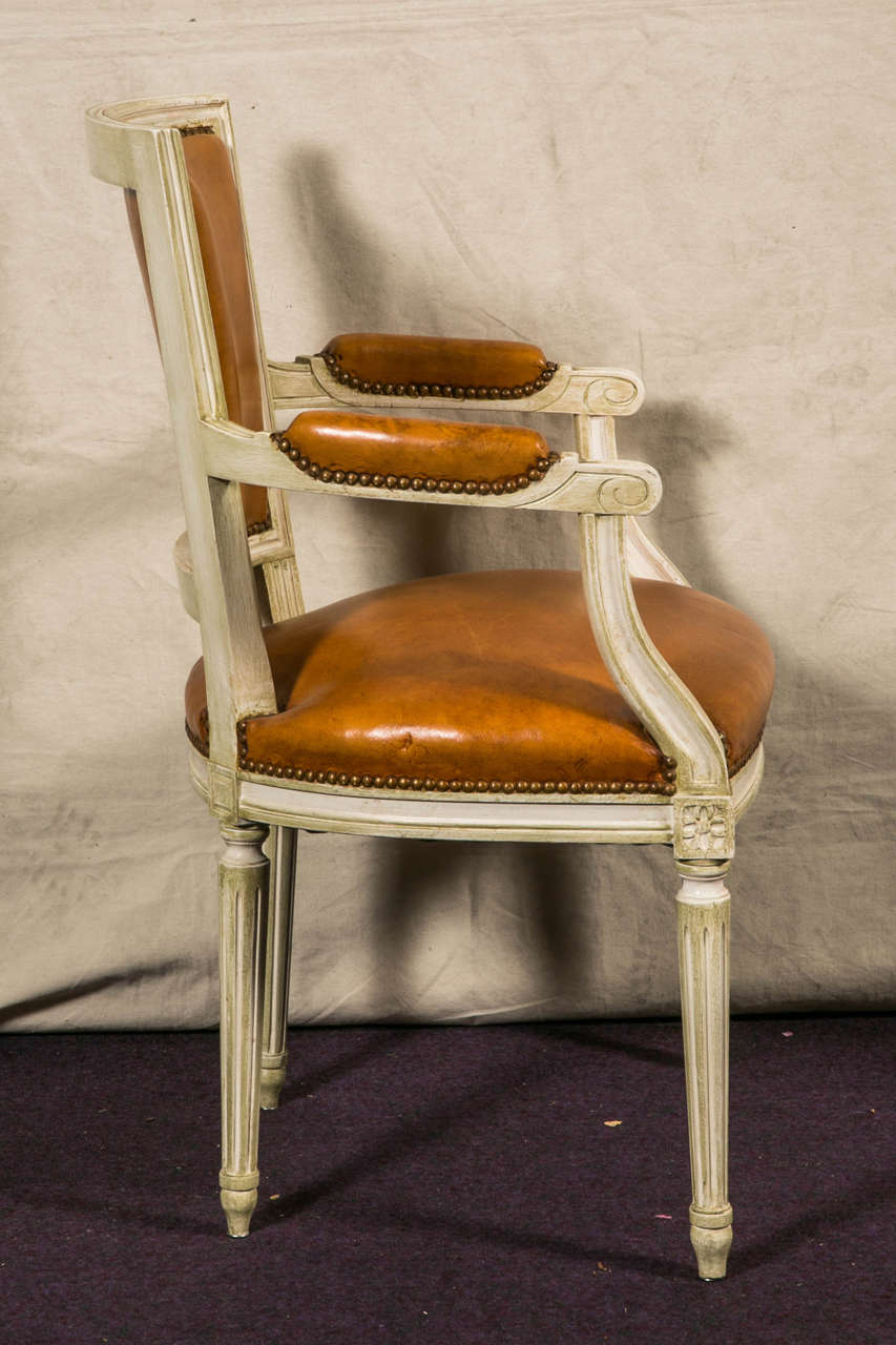 Mid-20th Century Pair of Cabriolets Armchairs in the Style of Louis XVI For Sale