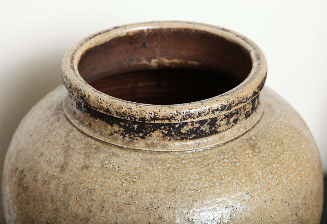Japanese 19th Century Shigaraki vessel In Excellent Condition For Sale In New York, NY