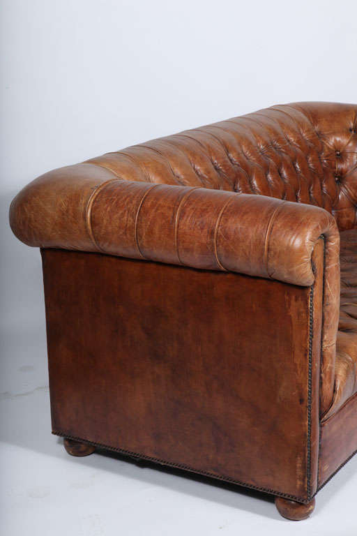 Leather Tufted Chesterfield Sofa 3