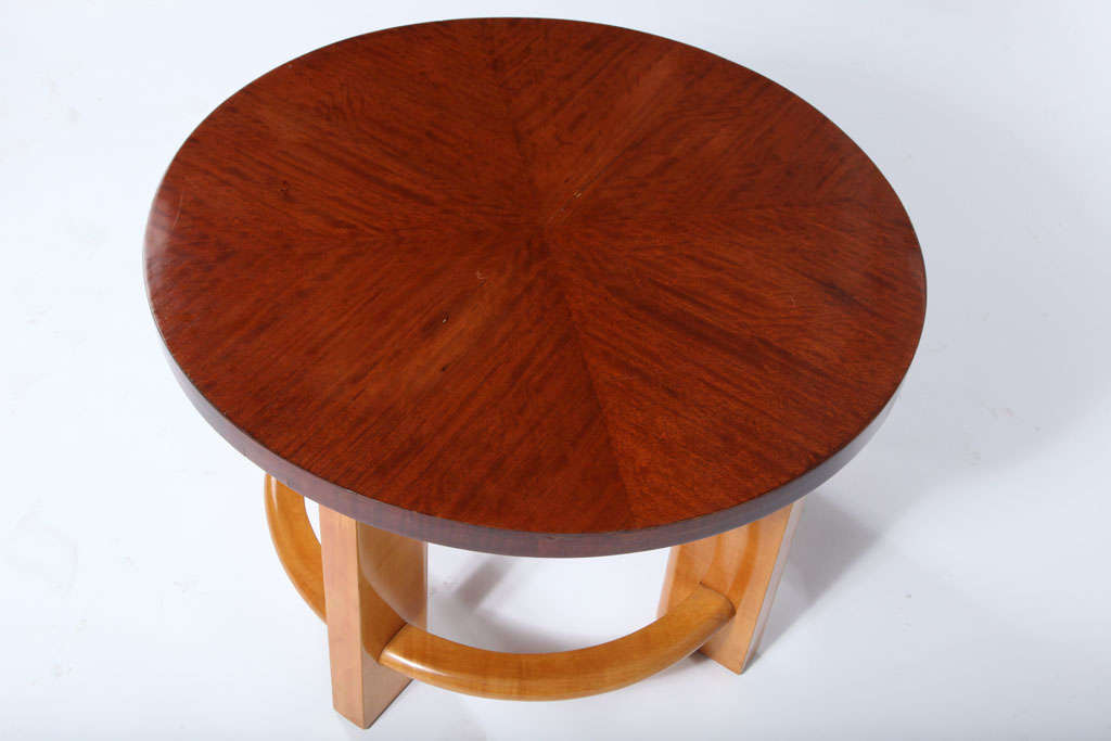 French Art Deco Side Table In Good Condition For Sale In New York, NY