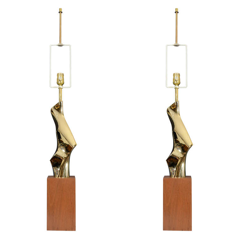  Stunning Pair of Modernist Brass Sculptural Abstract Lamps For Sale