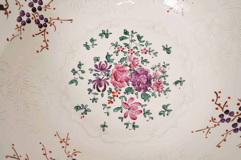 Early 20th Century Large Porcelain Center Bowl by Samson, circa 1900, France