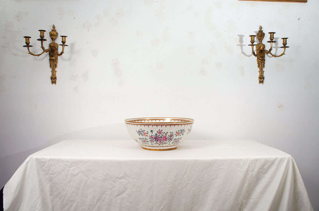 This beautiful bowl is lowestoft inspired-porcelain with poly-chrome and gold leaf decoration:- Handmade and hand-painted-armorial and floral motifs-applied and painted decoration-applied lowestoft type and "Made in France" marks on bottom.