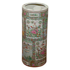 Rose Medallion Umbrella Stand