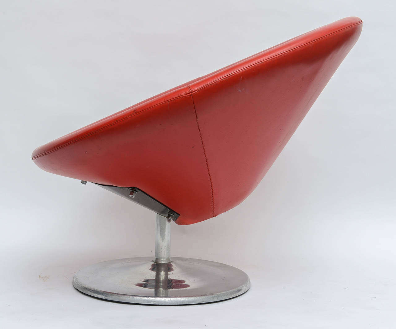 Vintage Saucer Chair at 1stDibs