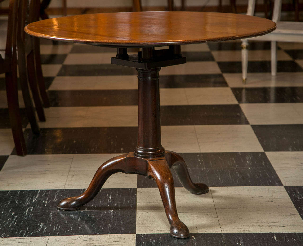 Mahogany TiltTop Table For Sale at 1stdibs
