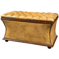 Distressed Fine Coffee Table Trunk 10