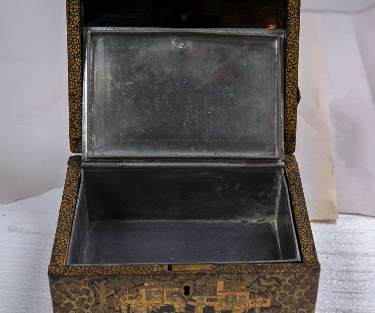 Chinese 19th Century Chinoiserie Antique Humidor Jewelry Box