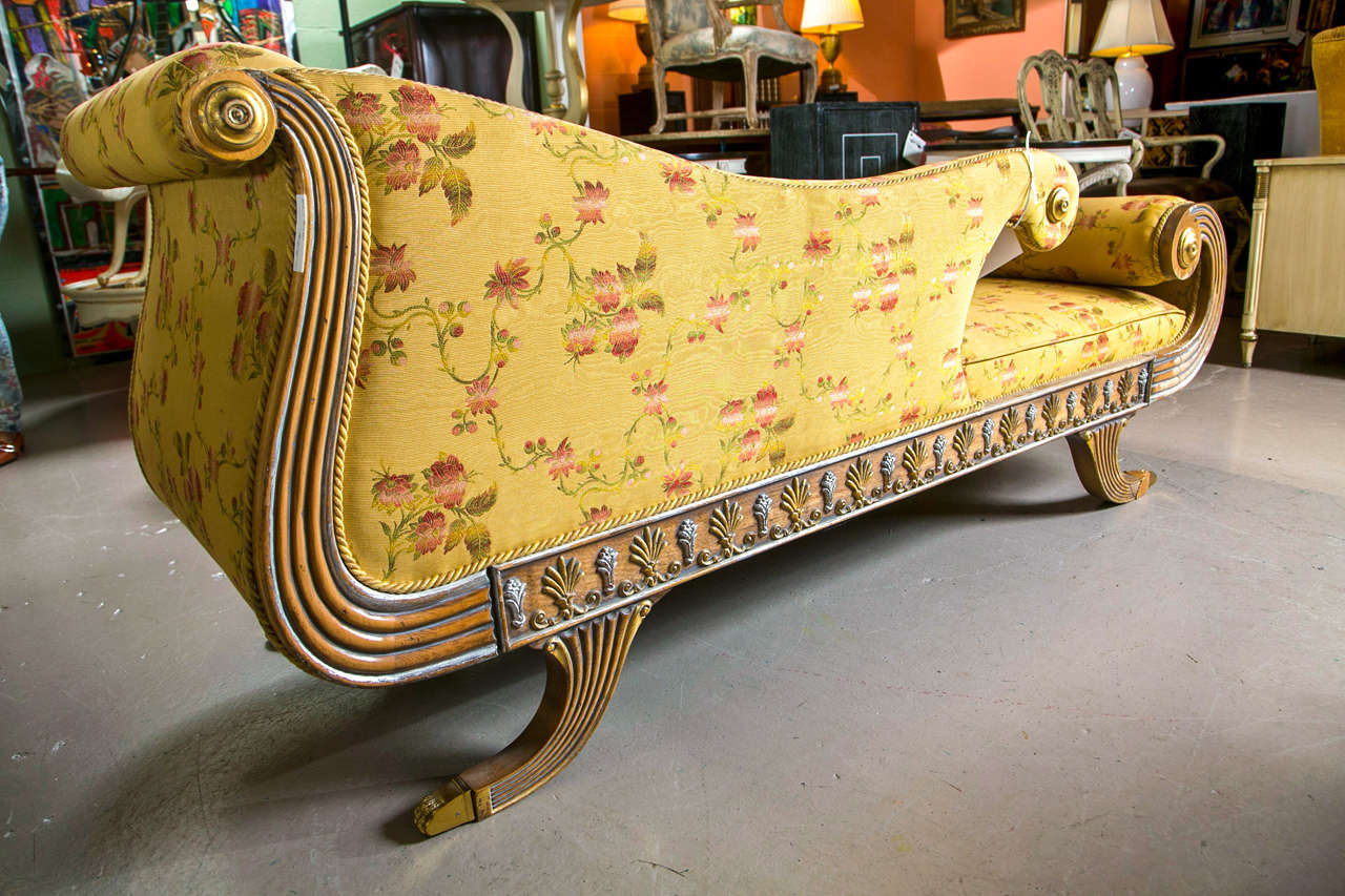 Hollywood Regency Style Day Bed /  Chaise Lounge 1
