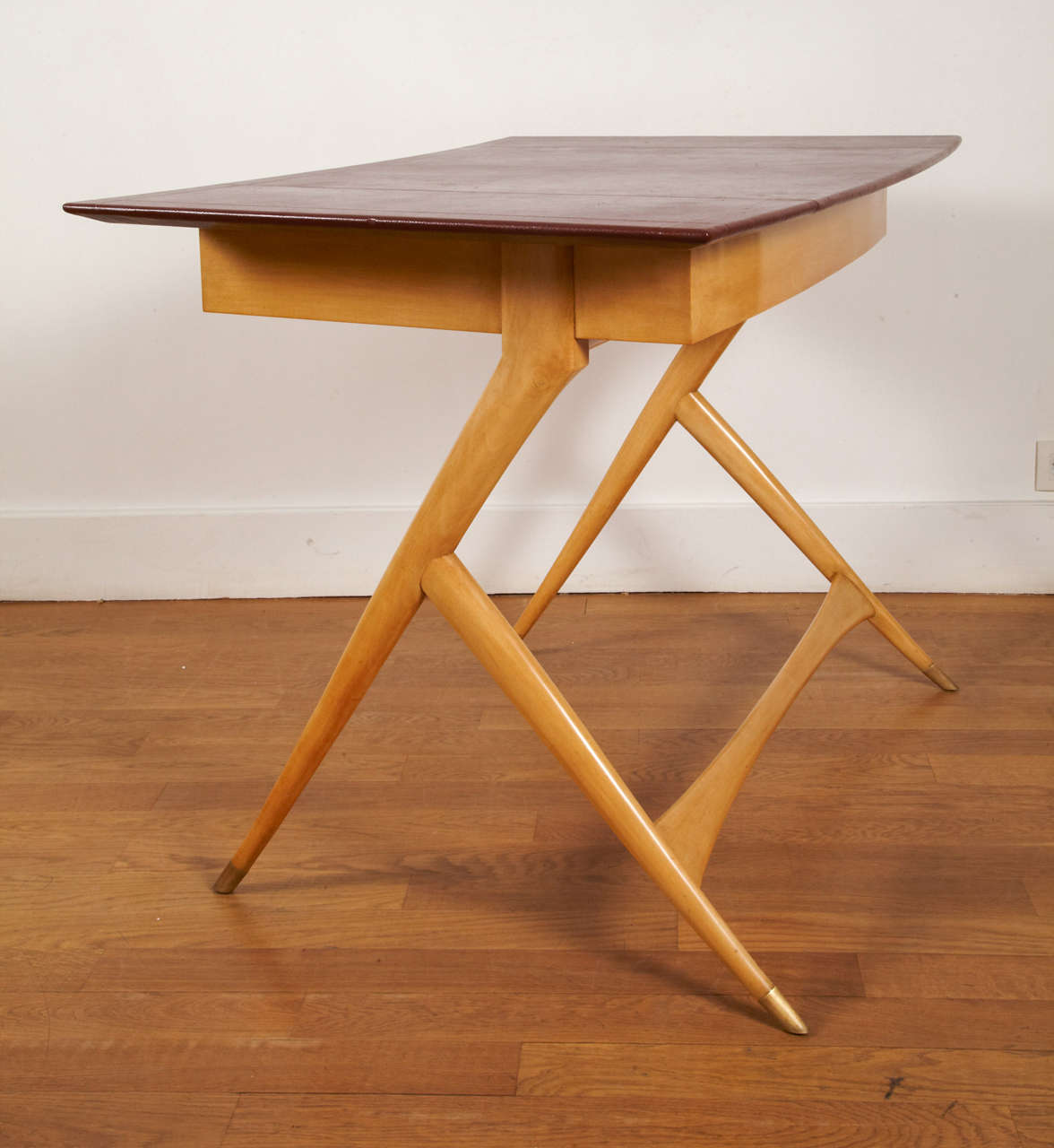 Sycamore desk by Jules LELEU, 1959. In Good Condition In Paris, FR