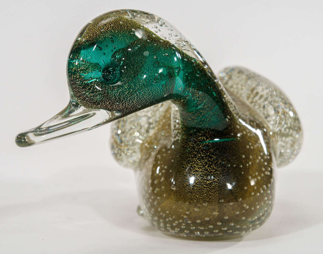 Italian Murano Barbini, Handblown Duck with Controlled Bubbles, Gold Leaf and Cased to Clear