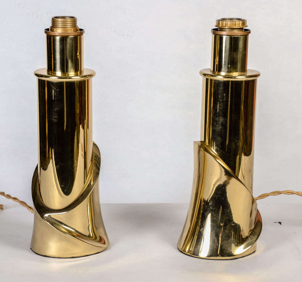 Coppia di lampade in ottone